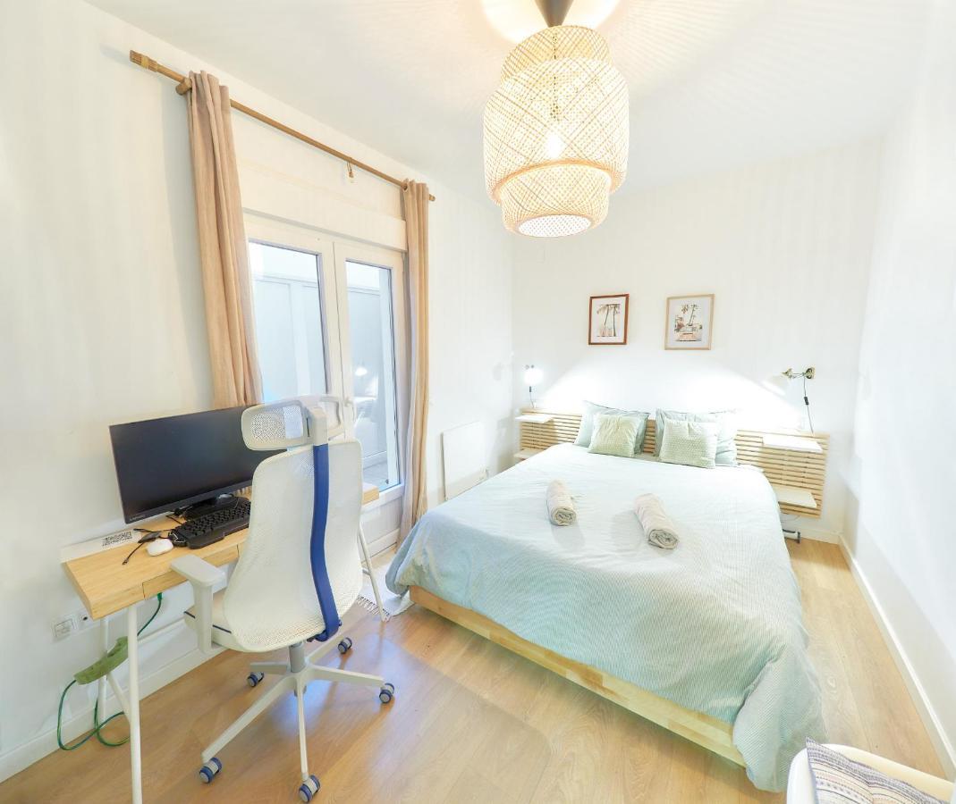 City Apartment With Workspace, Rooftop & Parking Tarifa Bagian luar foto