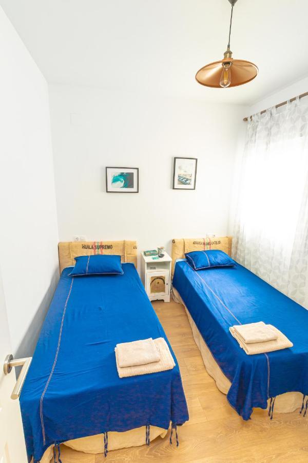 City Apartment With Workspace, Rooftop & Parking Tarifa Bagian luar foto