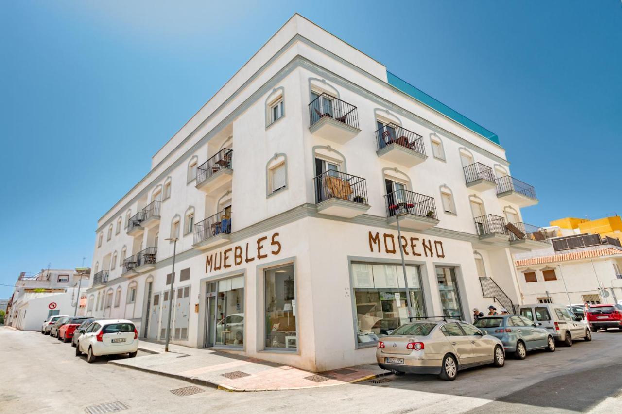 City Apartment With Workspace, Rooftop & Parking Tarifa Bagian luar foto